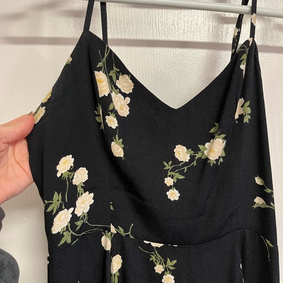 Reformation Dress - Picture 3 of 6